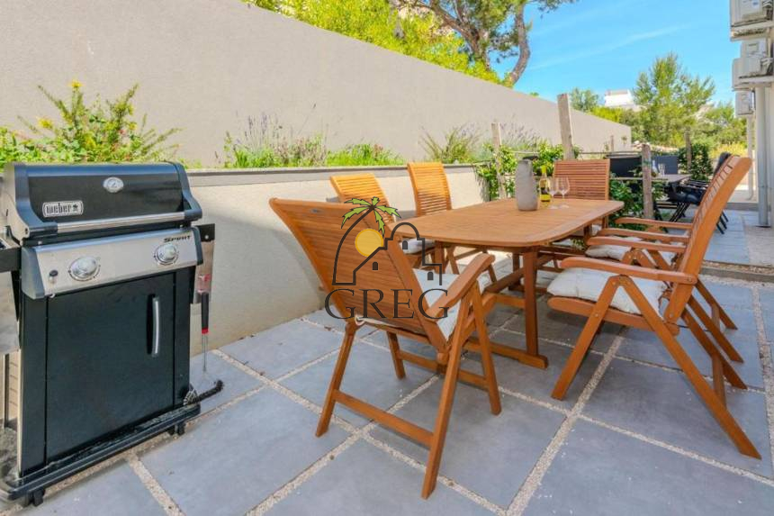 Chorwacja, Dalmacja Północna,  - Szeregowiec, na sprzedaż