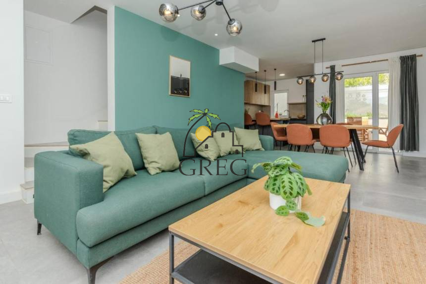 Chorwacja, Dalmacja Północna,  - Szeregowiec, na sprzedaż