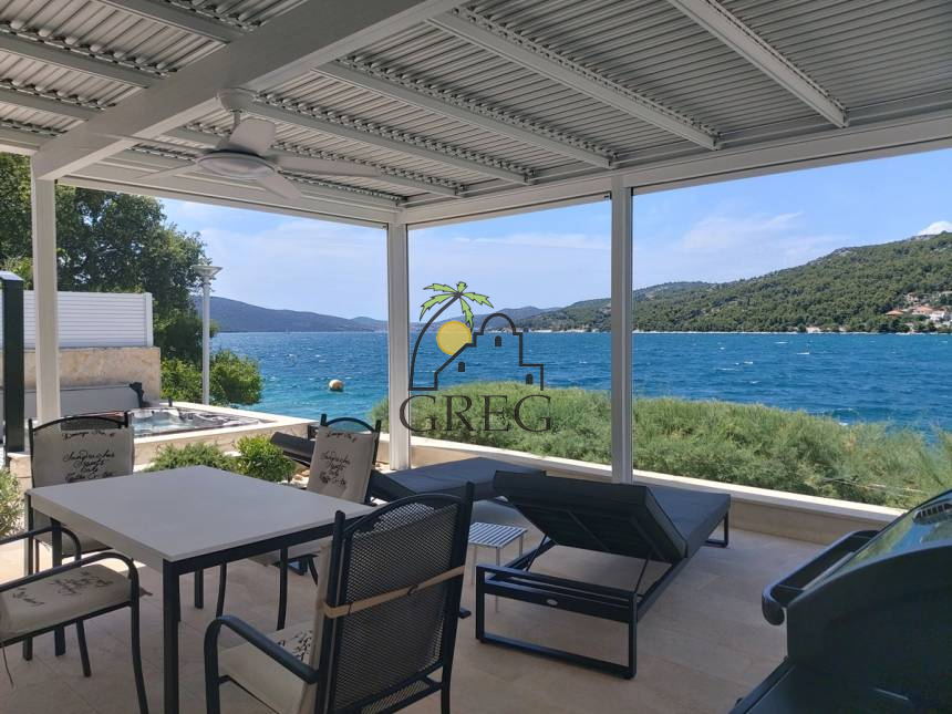 Croatia, Island of Ciovo,  - House, for sale