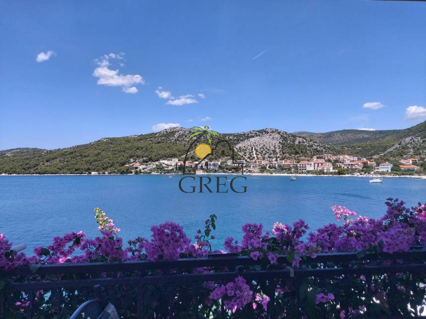 Croatia, Island of Ciovo,  - House, for sale