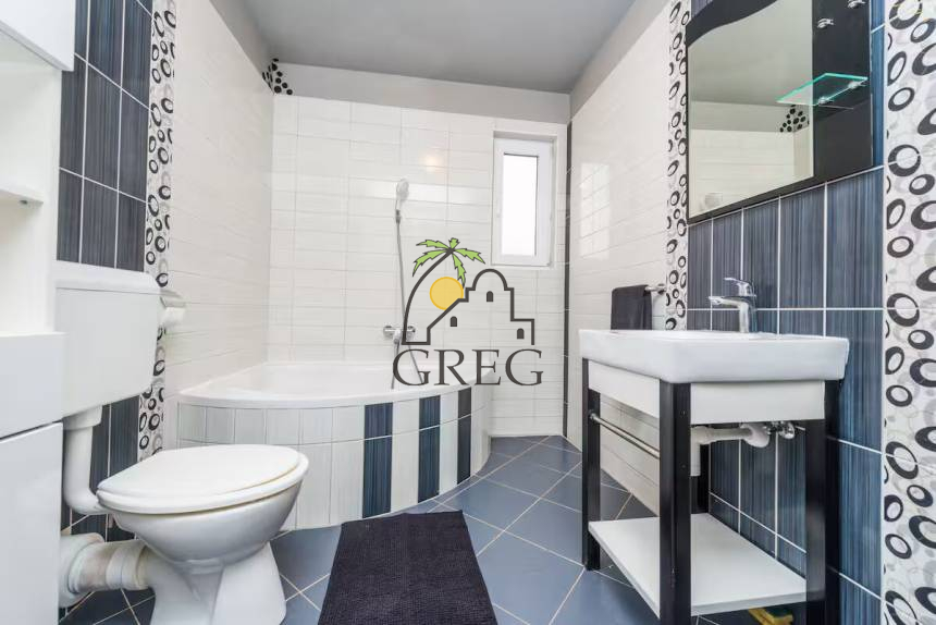 Croatia, North Dalmatia,  - Apartment, for sale