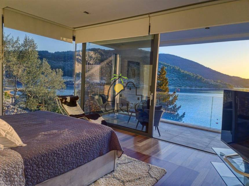 Croatia, Island of Korčula,  - House, for sale