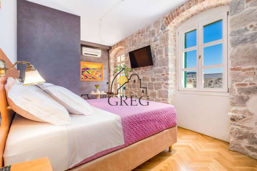 Croatia, Middle Dalmatia, Split - Apartment, for sale