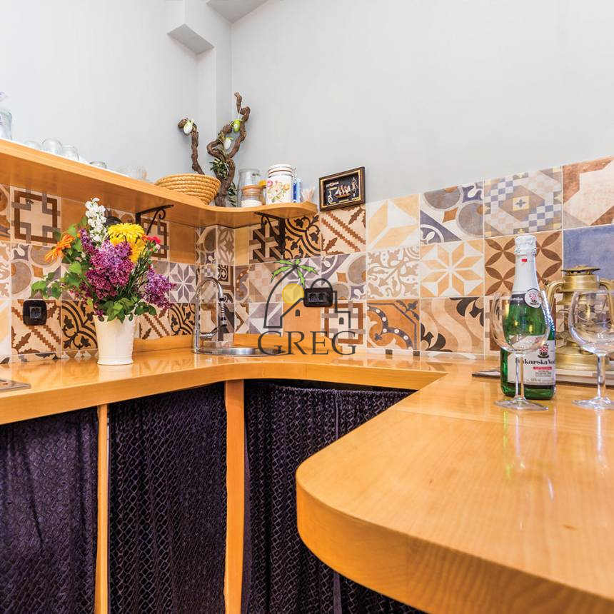 Croatia, Middle Dalmatia, Split - Apartment, for sale