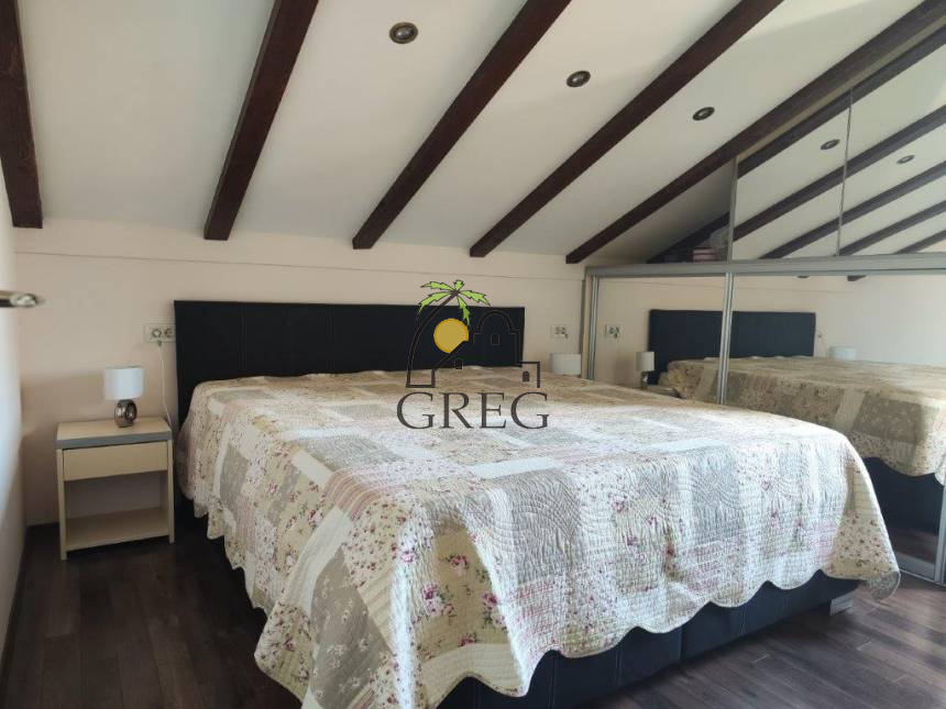 Croatia, Middle Dalmatia,  - House, for sale