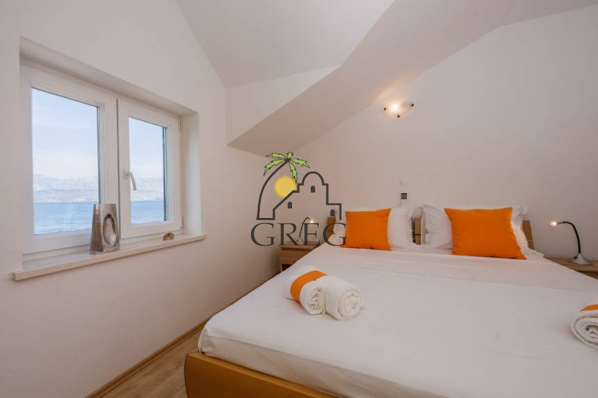 Croatia, Island of Brač,  - House, for sale