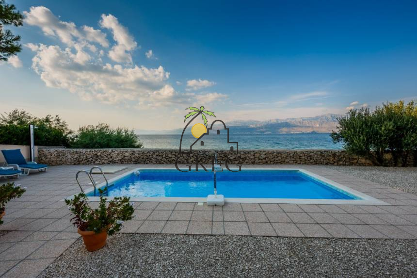 Croatia, Island of Brač,  - House, for sale