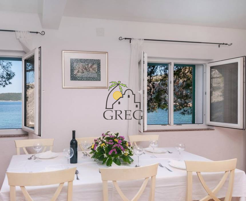 Croatia, Island of Hvar,  - Stone house, for sale