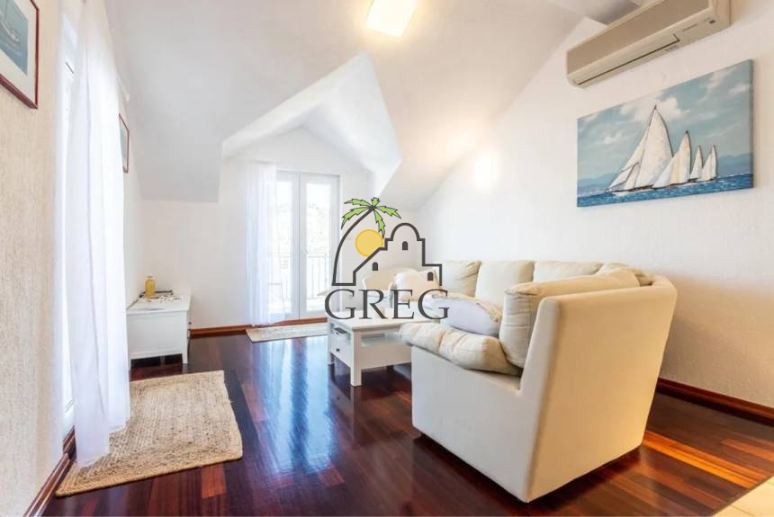 Croatia, Middle Dalmatia,  - House, for sale