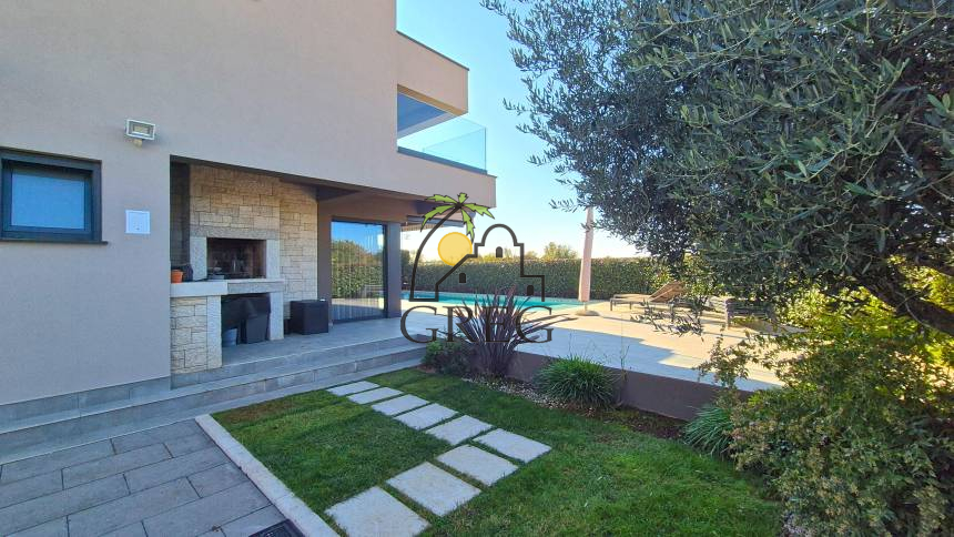 Croatia, Istria Peninsula, Poreč - House, for sale