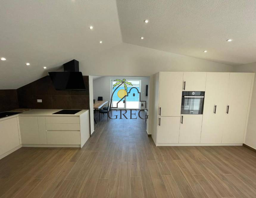 Croatia, Island of Murter,  - House, for sale