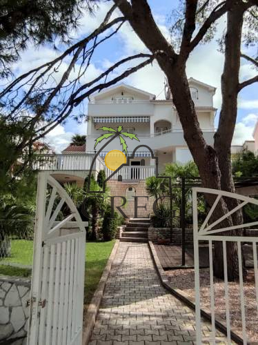 Croatia, North Dalmatia,  - House, for sale