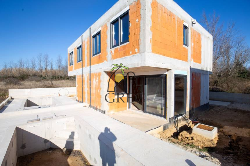 Croatia, North Dalmatia, Privlaka - Semi-detached house, for sale