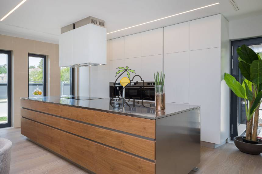 Croatia, North Dalmatia,  - House, for sale