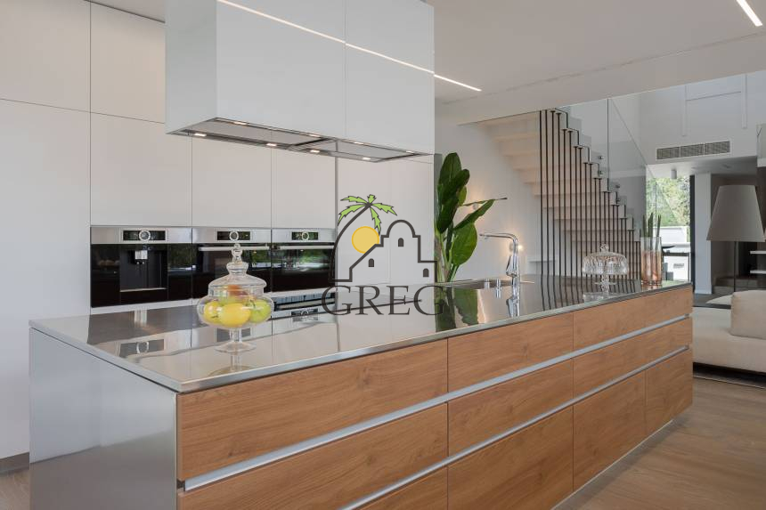 Croatia, North Dalmatia,  - House, for sale