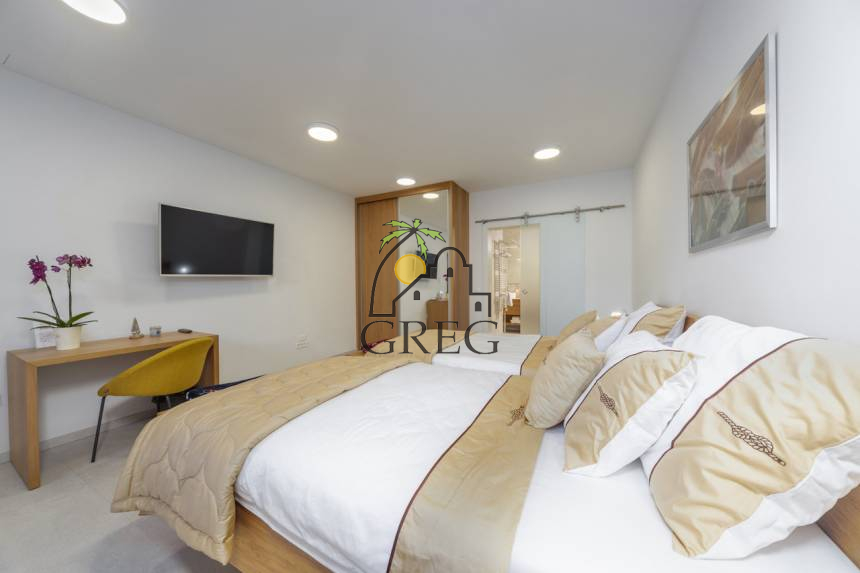 Croatia, North Dalmatia,  - House, for sale