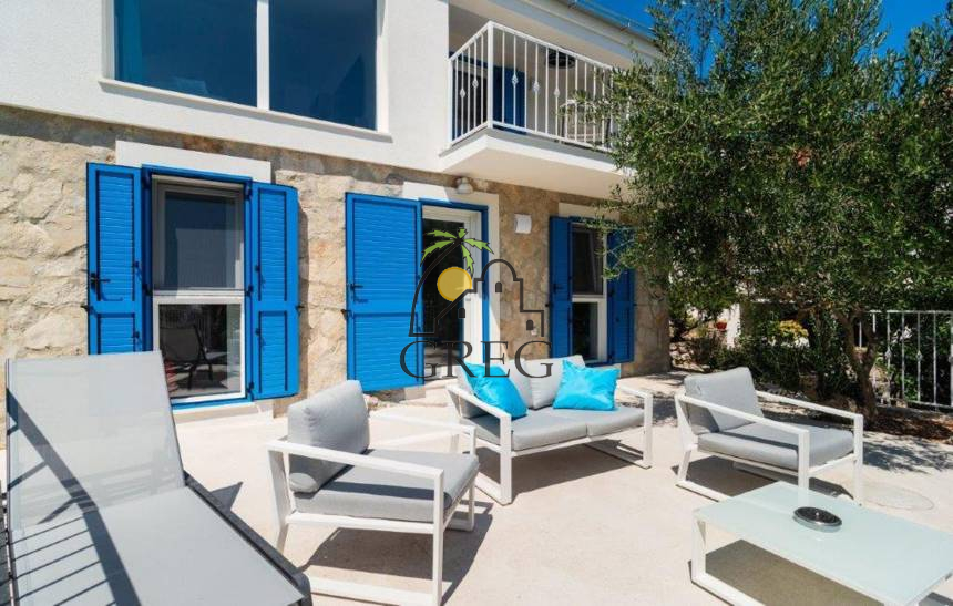 Croatia, Island of Šolta,  - House, for sale