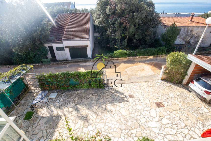 Croatia, North Dalmatia,  - Apartment building, for sale