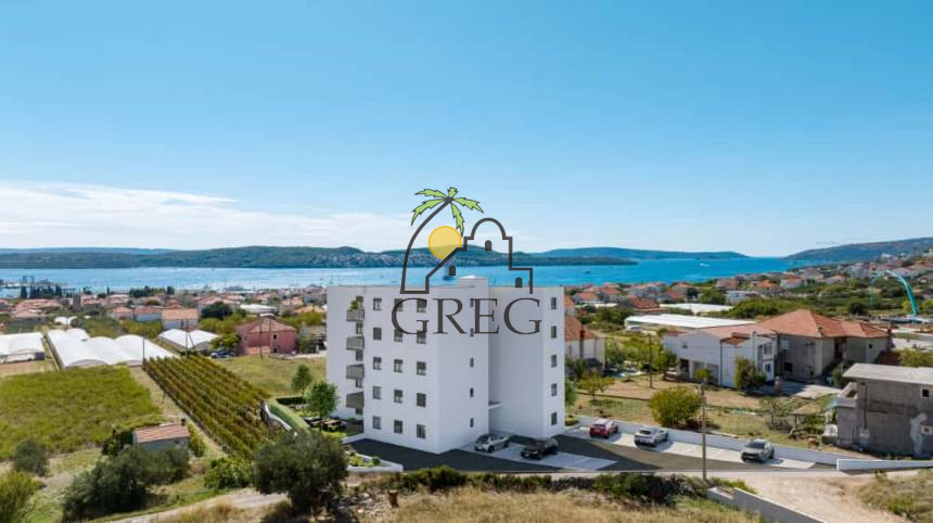 Croatia, Middle Dalmatia, Trogir - Apartment, for sale