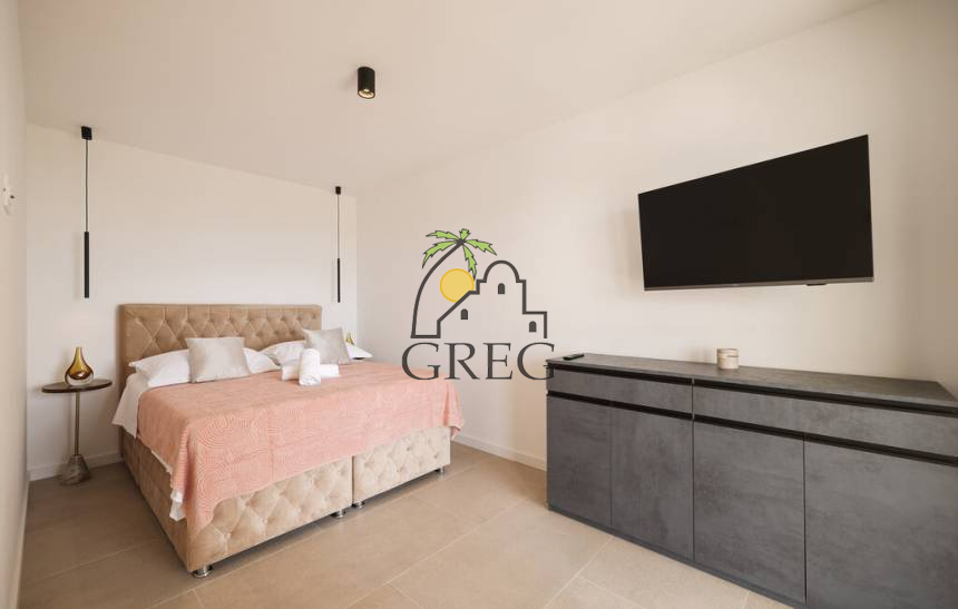 Croatia, North Dalmatia, Maslenica - Apartment, for sale