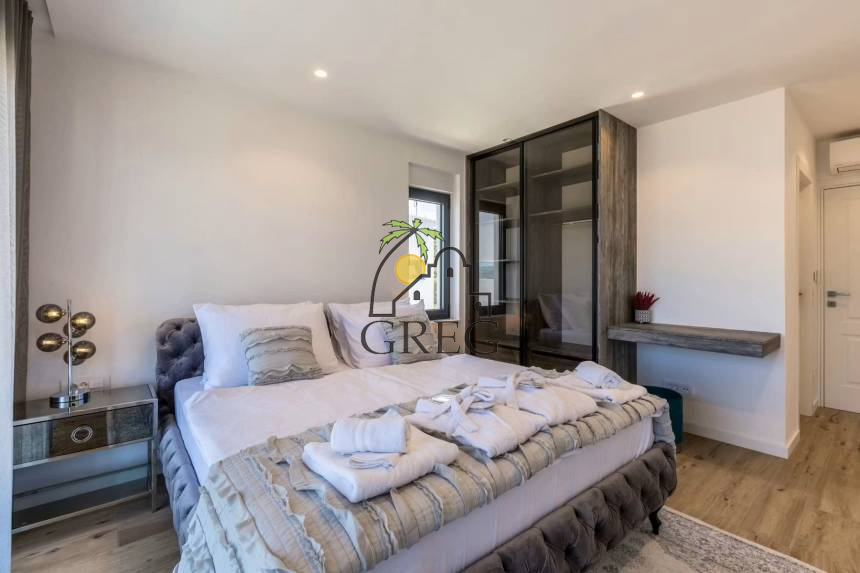 Chorwacja, Dalmacja Środkowa, Rogoznica  - Dom, na sprzedaż