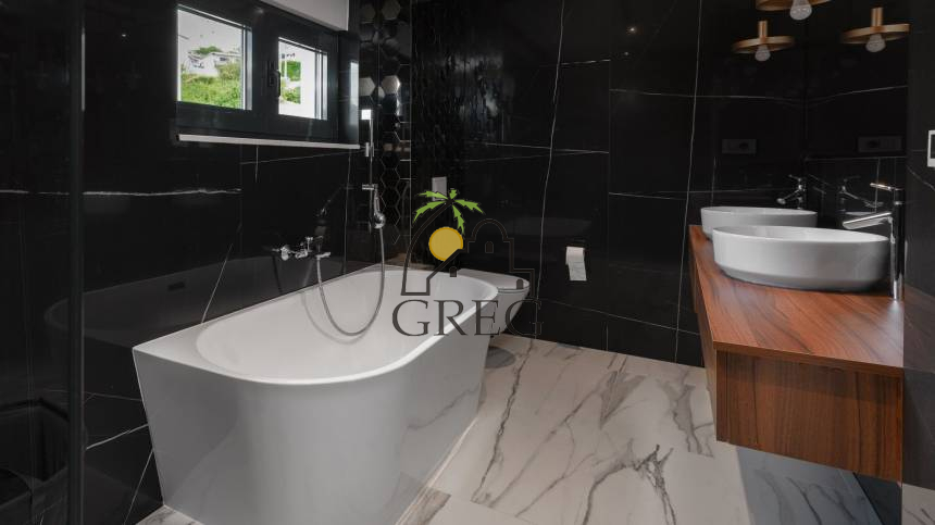 Chorwacja, Dalmacja Środkowa,  - Dom, na sprzedaż