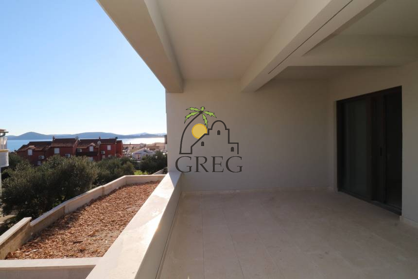Croatia, North Dalmatia, Vodice - Apartment, for sale