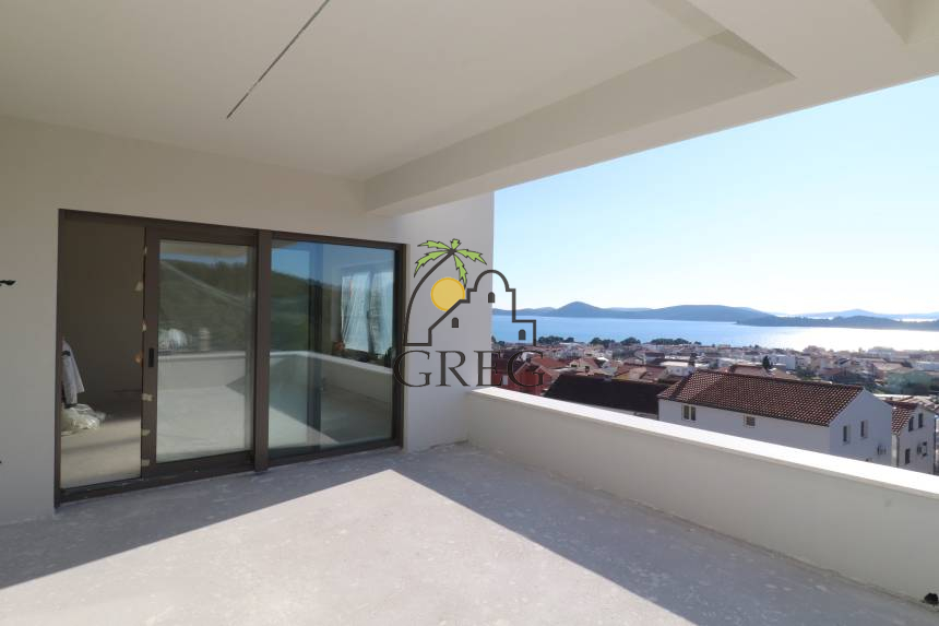 Croatia, North Dalmatia, Vodice - Apartment, for sale