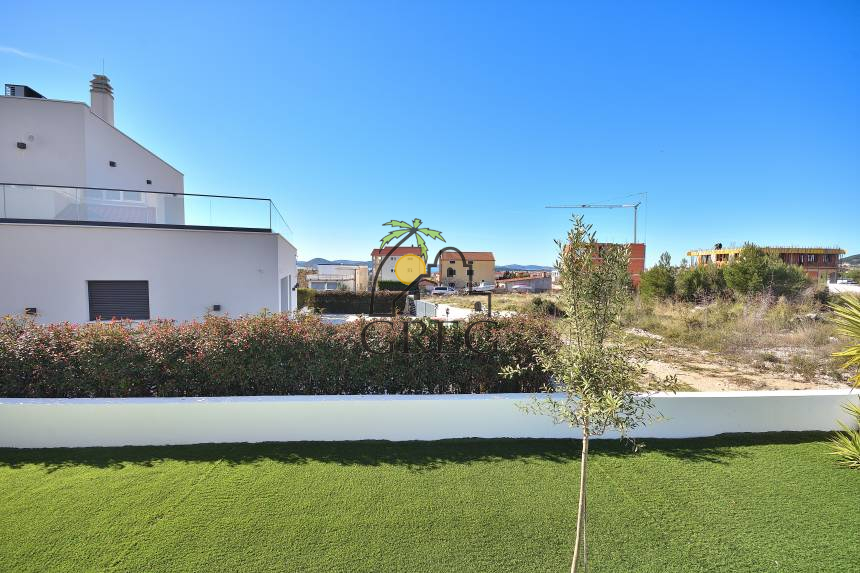 Croatia, North Dalmatia, Vodice - Apartment, for sale