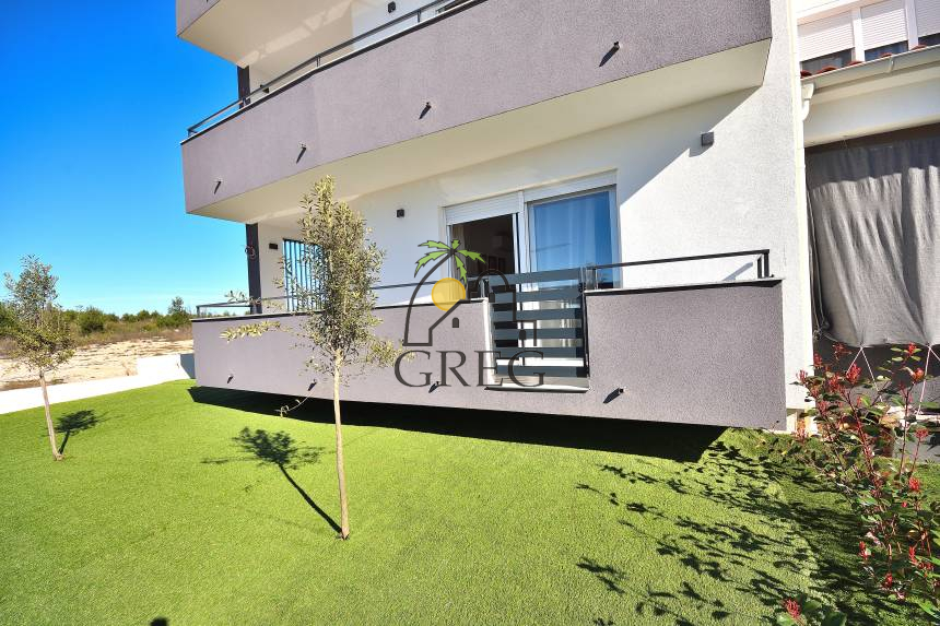 Croatia, North Dalmatia, Vodice - Apartment, for sale