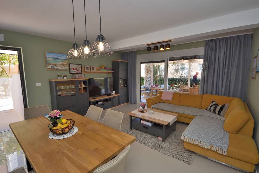 Croatia, North Dalmatia, Vodice - Apartment, for sale