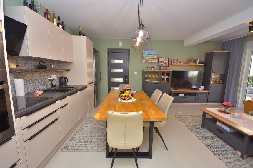 Croatia, North Dalmatia, Vodice - Apartment, for sale