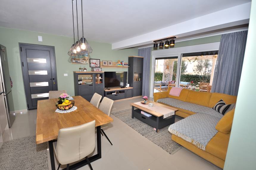 Croatia, North Dalmatia, Vodice - Apartment, for sale