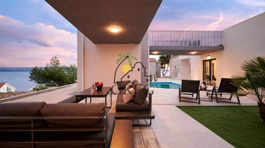 Croatia, Middle Dalmatia,  - House, for sale