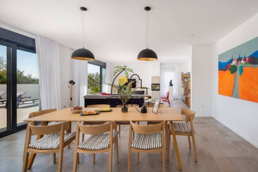 Croatia, Island of Brač,  - House, for sale