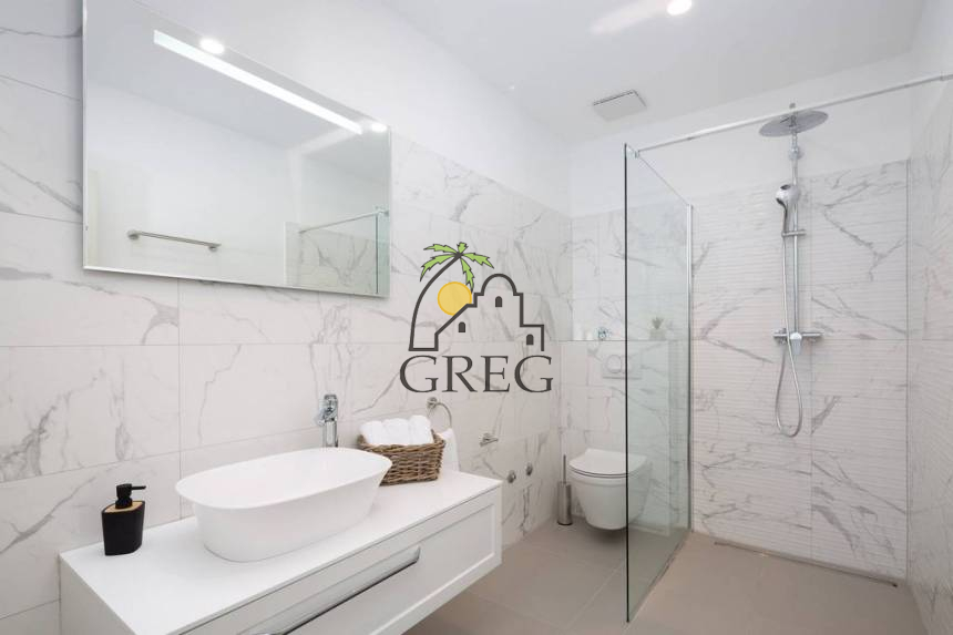 Croatia, Island of Brač,  - House, for sale