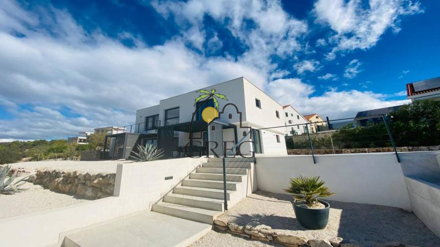 Croatia, Island of Brač,  - House, for sale