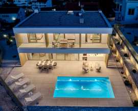 Croatia, Island of Brač,  - House, for sale