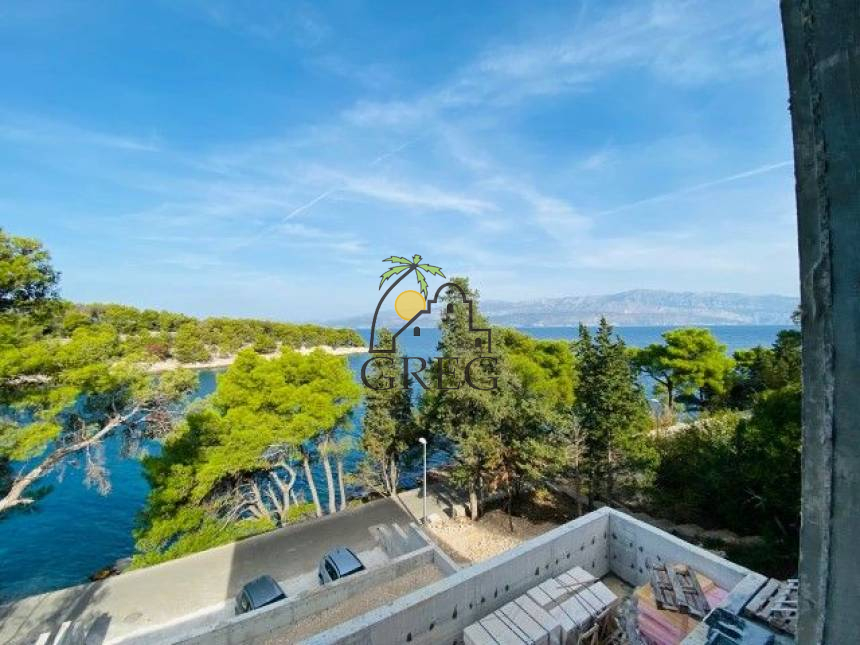 Croatia, Island of Brač,  - House, for sale