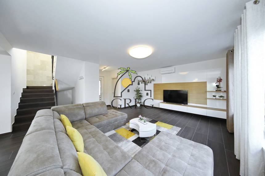 Chorwacja, Dalmacja Północna, Zaton - Dom, na sprzedaż