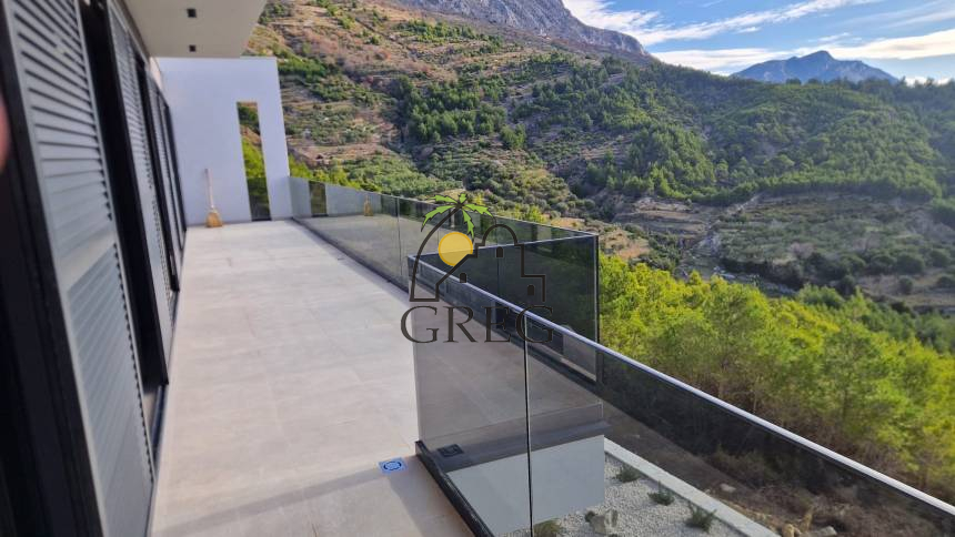 Chorwacja, Dalmacja Środkowa, Omis - Dom, na sprzedaż