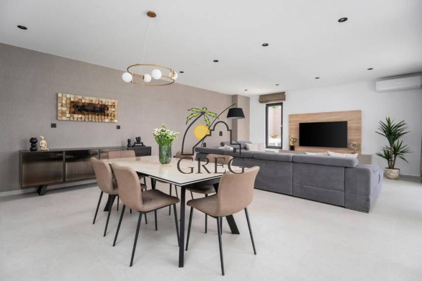 Chorwacja, Dalmacja Środkowa, Omis - Dom, na sprzedaż