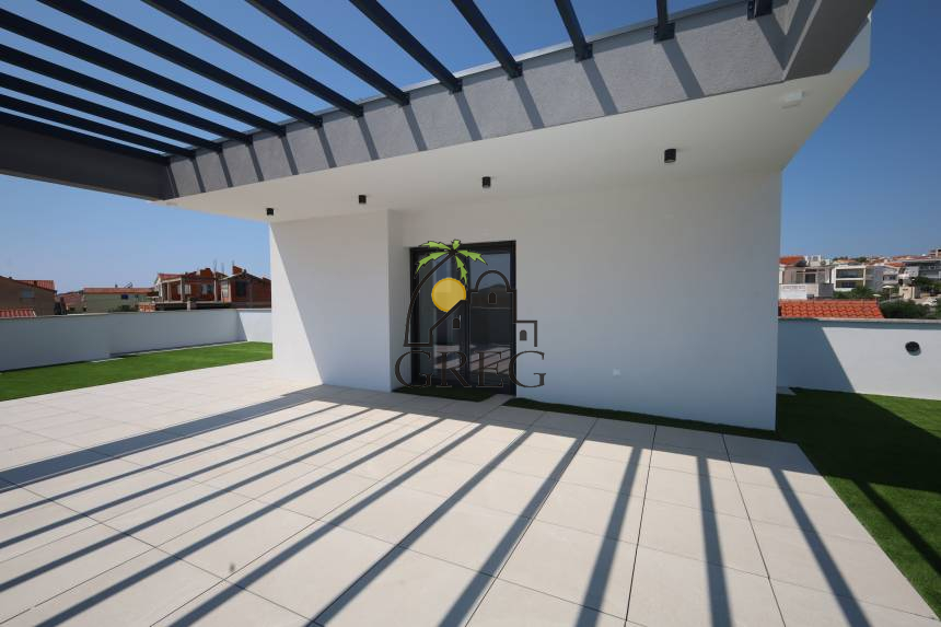 Croatia, North Dalmatia, Vodice - Semi-detached house, for sale