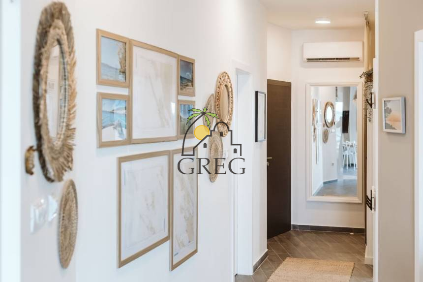 Croatia, Island of Pag,  - Apartment, for sale