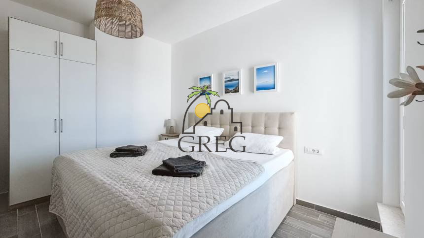 Croatia, Island of Pag,  - Apartment, for sale