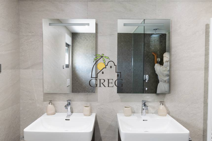 Chorwacja, Dalmacja Środkowa,  - Dom, na sprzedaż