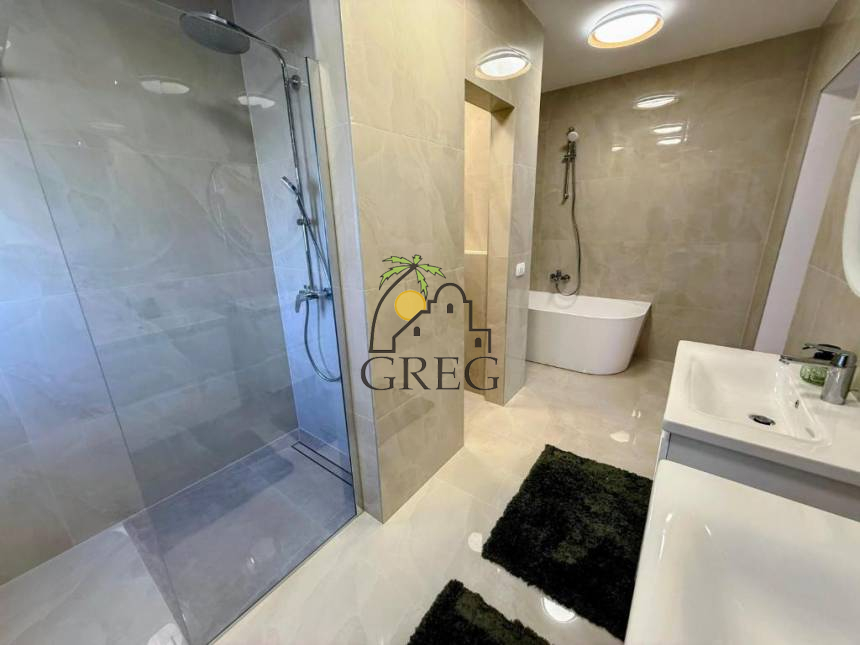 Chorwacja, Dalmacja Środkowa, Rogoznica  - Dom, na sprzedaż