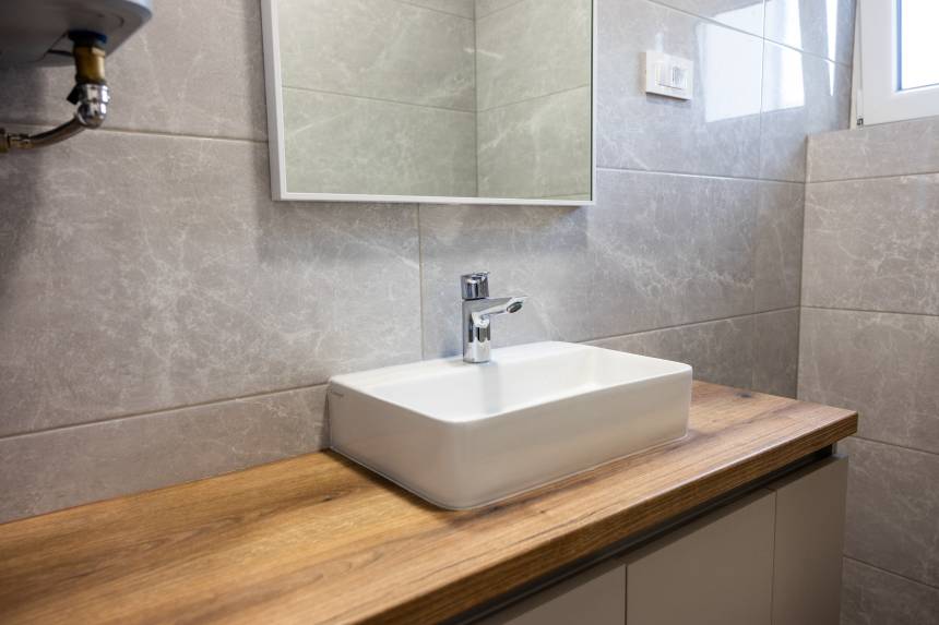 Croatia, Island of Pag, Mandre - Apartment, for sale