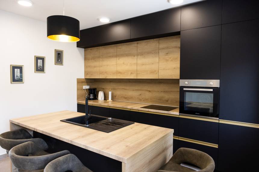 Croatia, Island of Pag, Mandre - Apartment, for sale