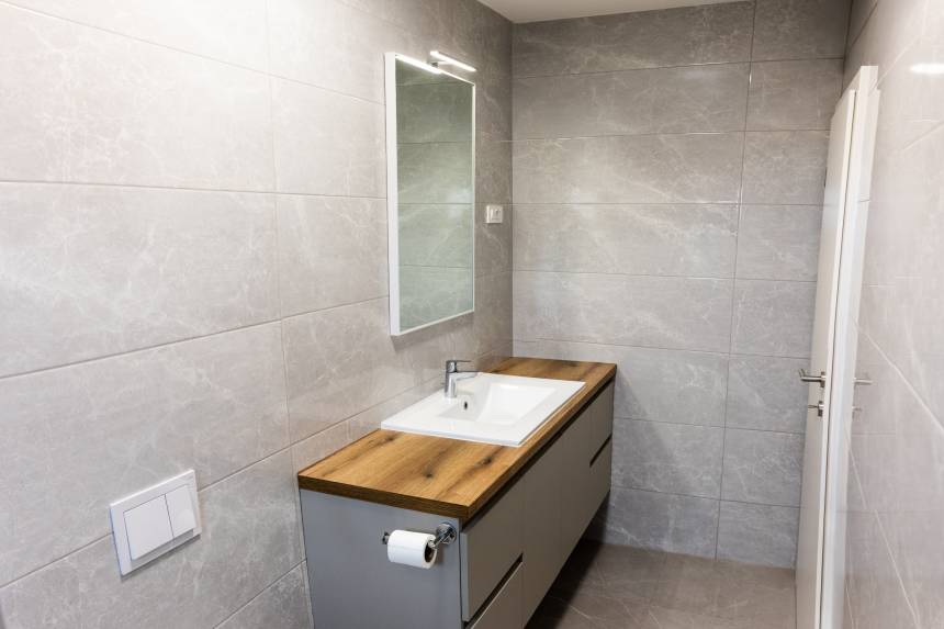 Croatia, Island of Pag, Mandre - Apartment, for sale